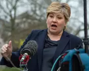 Thornberry: US Venezuela Action Risks Global Law Breakdown, Empowers China & Russia