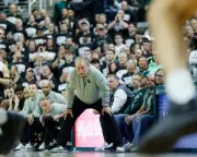 Tom Izzo 'Ticked Off' as Former Michigan State Star Paul Davis Ejected