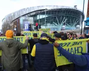 Tottenham's Toxic Atmosphere Stuns West Ham Fans in 2-1 Defeat