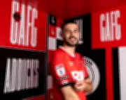 Transfer Deadline Day Looms as Premier League Clubs Scramble for Bargains