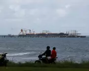 Trump Claims Venezuela to 'Turn Over' 50 Million Barrels of Sanctioned Oil