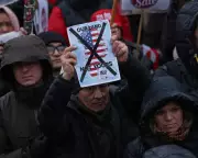 Trump's Greenland Ambition Sparks Global Alarm as Foreign Policy Unravels