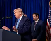 Trump's Venezuela Coup: Two Dangers After Maduro's Capture