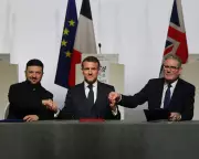 UK and France Pledge Troop Deployment to Ukraine Post-Ceasefire in Historic Paris Summit