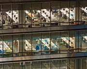 UK Workers Fear AI Job Losses as Survey Reveals Employer-Employee Expectation Gap