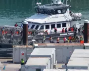 UK's 'One In, One Out' Scheme Fails Torture Survivors, Charity Finds