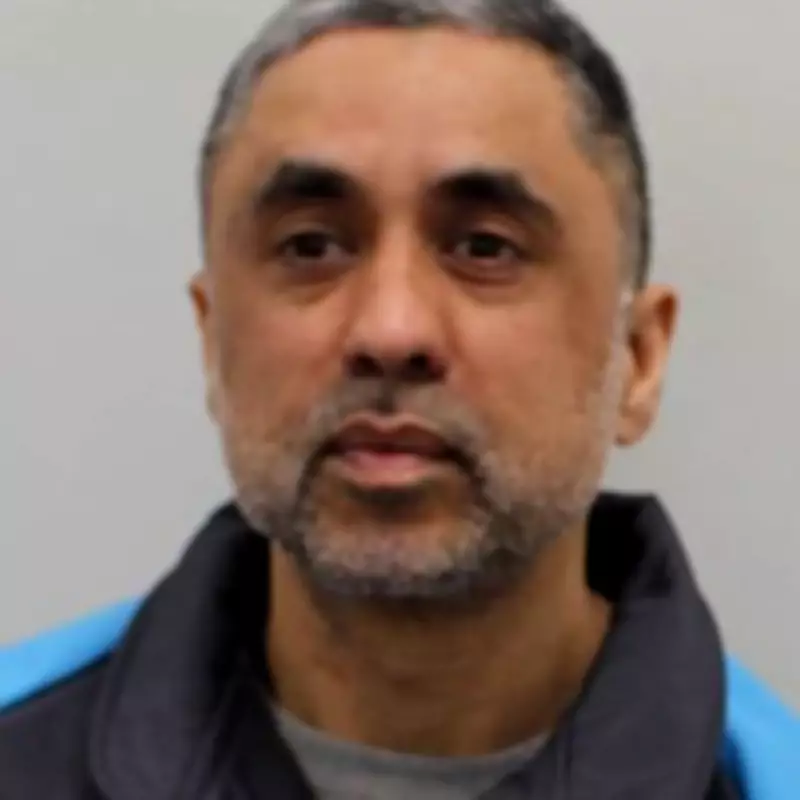 Lorry Driver Jailed for 16 Years for Converting Guns for London Gangs in Caravan Workshop