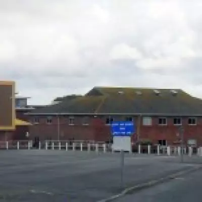 15-Year-Old Pupil Accused of Stabbing Teacher with Kitchen Knife in Classroom