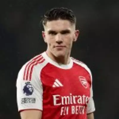 Arsenal's Gyokeres Signing Questioned as Lescott Names Better Striker Options