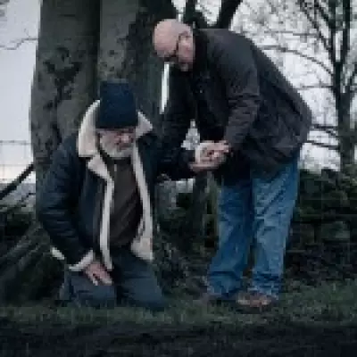 Emmerdale's Bear Wolf Faces Police Hunt After Murder Confession