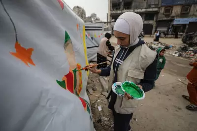 Global Snapshot: From Gaza Murals to Navalny Memorials in Daily Photos