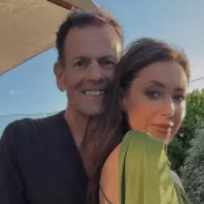 Influencer Lorna Luxe Reveals Husband's Final Valentine's Gift After His Death