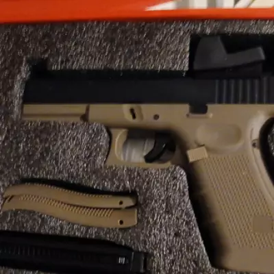 Major Met Police Raids in South London Seize Guns, Drugs and Cash