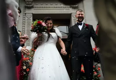 Modern Romance Study: 75% of Couples Still Meet Offline in 2026