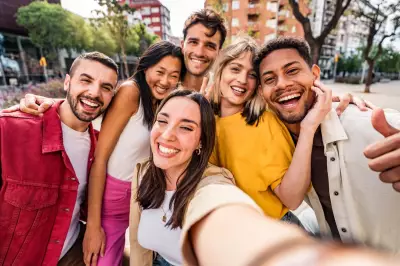 Research Reveals It Takes Three Attempts for Perfect Phone Photo