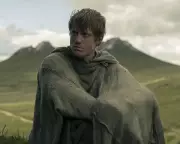 A Knight of the Seven Kingdoms Revives Game of Thrones Universe with Simplicity