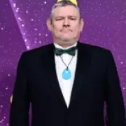 Alan Cumming Praises Baftas Audience for Respect Amid Tourette's Outbursts