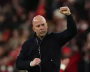 Arne Slot Hits Back at Rooney's 'Aura' Criticism with Title Defense