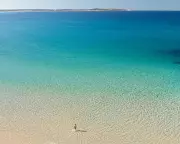 Bate Bay Crowned Australia's Best Beach for 2026, Highlighting Coastal Beauty and Vibe