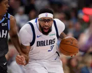 Dallas Mavericks Trade Anthony Davis to Wizards in Major Eight-Player Deal