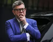 Downing Street Unaware of Aide's Paedophile Links During Peerage Process