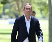 Economists Urge Bold Reforms in May Budget Following Chalmers' Roundtable