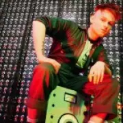 Experimental Singer Look Mum No Computer to Represent UK at Eurovision 2026