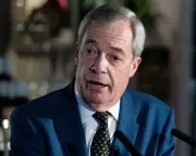 Farage's 'Non-Apology' Over School Antisemitism Claims Sparks Outrage