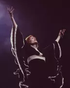 Florence Welch's Stark Catharsis: Glasgow Hydro Show Reveals New Sombre Tone