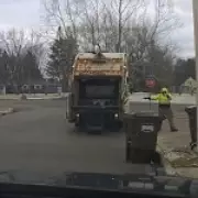 Fugitive Hiding in Bin Jumps Out Seconds Before Being Crushed in Ohio