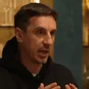 Gary Neville Defends Man Utd's Sesko After Roy Keane's Brutal Ryanair Comparison