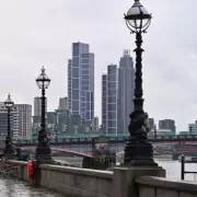 Grenade Detonated on Clapham Common After Public Discovery in Vauxhall