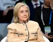 Hillary Clinton to Testify in Epstein Probe as Bill Clinton Faces Scrutiny
