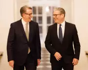 Housing Secretary Claims Mandelson 'Deceived Everybody' Including PM Starmer