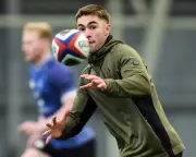 Jack Crowley Takes No. 10 Shirt for Ireland at Twickenham Amidst Fly-Half Drama