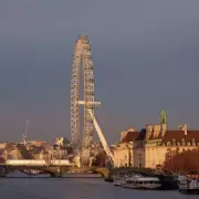 Korean Visitor Amazed by London's Vibrant Diversity and Fast-Paced Life