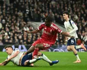 Liverpool's Alexander Isak Set for April Return After Leg Fracture