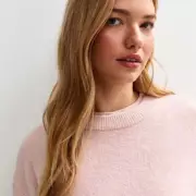 New Look's £19 Jumper in 14 Colors Praised as 'Soft and Cosy' by Shoppers