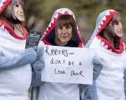 NUS Protests Student Loan Threshold Freeze, Labels Chancellor 'Loan Shark'