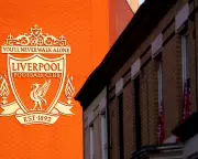 Premier League Roundup: Arsenal Extend Lead, Brentford Make History