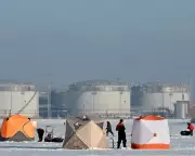 Russia's Oil Exports Surge Past Pre-War Levels Despite Sanctions