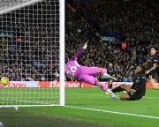Semenyo's Strike Seals Manchester City's Crucial Victory Over Leeds