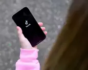 Small Business Owner Hit with £42,000 Roaming Bill After Daughter's TikTok Use in Morocco