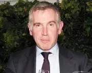 Tim Allan Resigns as Starmer's Communications Director After Five Months