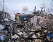 Trump Urges Ukraine to Hasten Negotiations Amid Geneva Talks