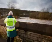 Union Chief Slams 'Barking Mad' Civil Service Pay Restraints Amid Staffing Crisis