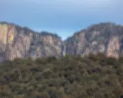 Victoria Police Launch New Search for Fugitive in Mount Buffalo