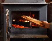 Wood Burning Pollution Causes 8,600 Premature Deaths Annually in US Cities