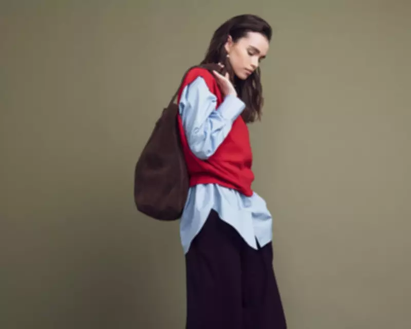 Primary Colors Return to Fashion: Styling Bold Hues Beyond the Catwalk