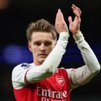 Arsenal Captain Martin Odegaard Sidelined for Chelsea Clash Due to Knee Injury